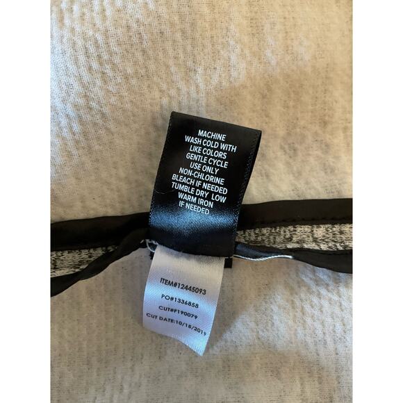 Torrid Womans Trench style Blazer/Jacket Size 0 NWT - Picture 7 of 7